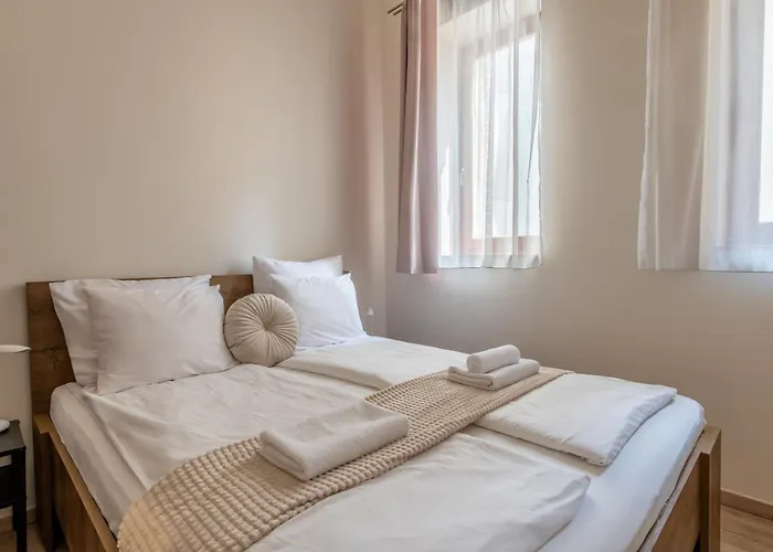 Center Paulay Ede Street 1br Apartman